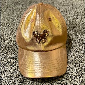 Woman’s Mickey Mouse Ball-cap